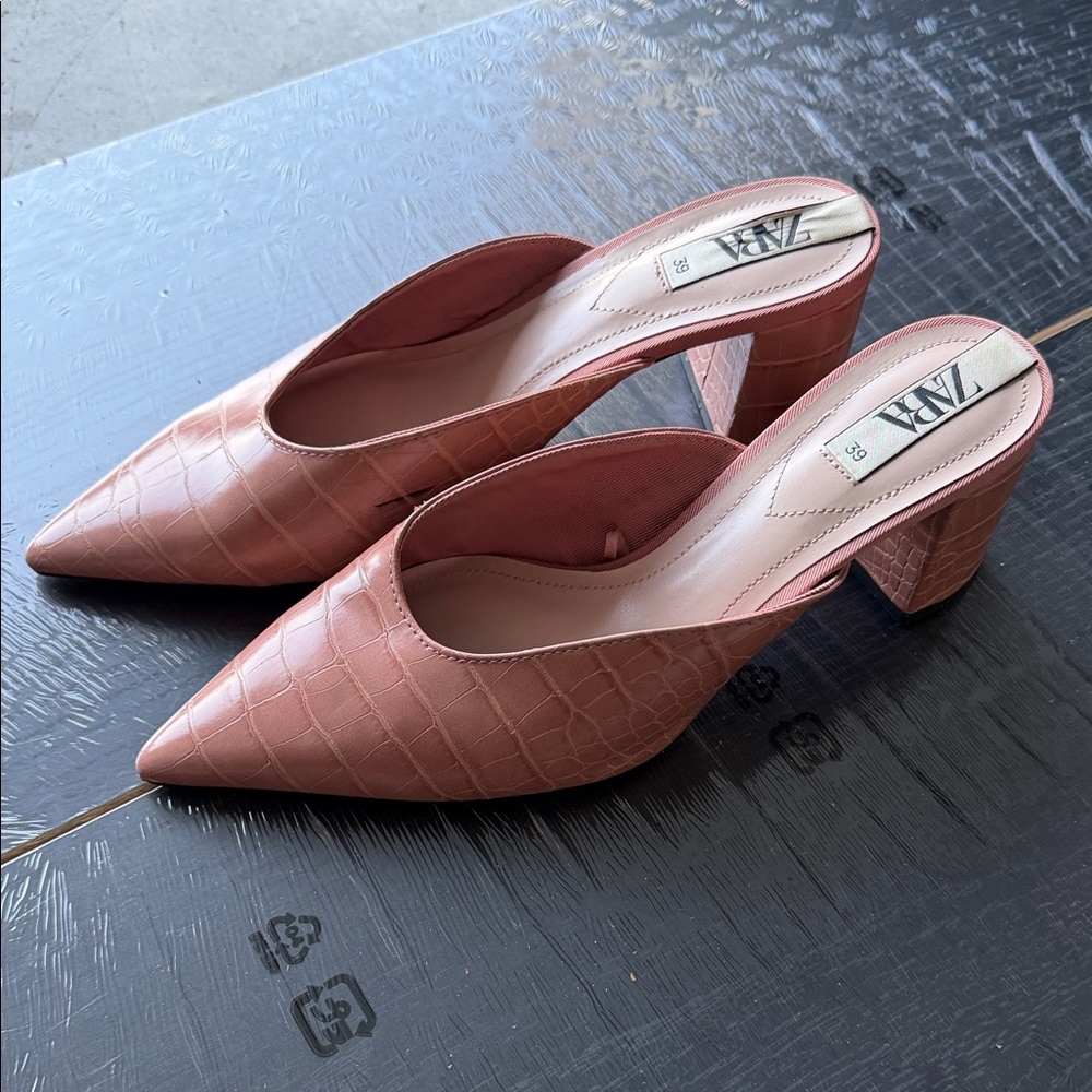 Zara Blush Croc-Patterned Mules
